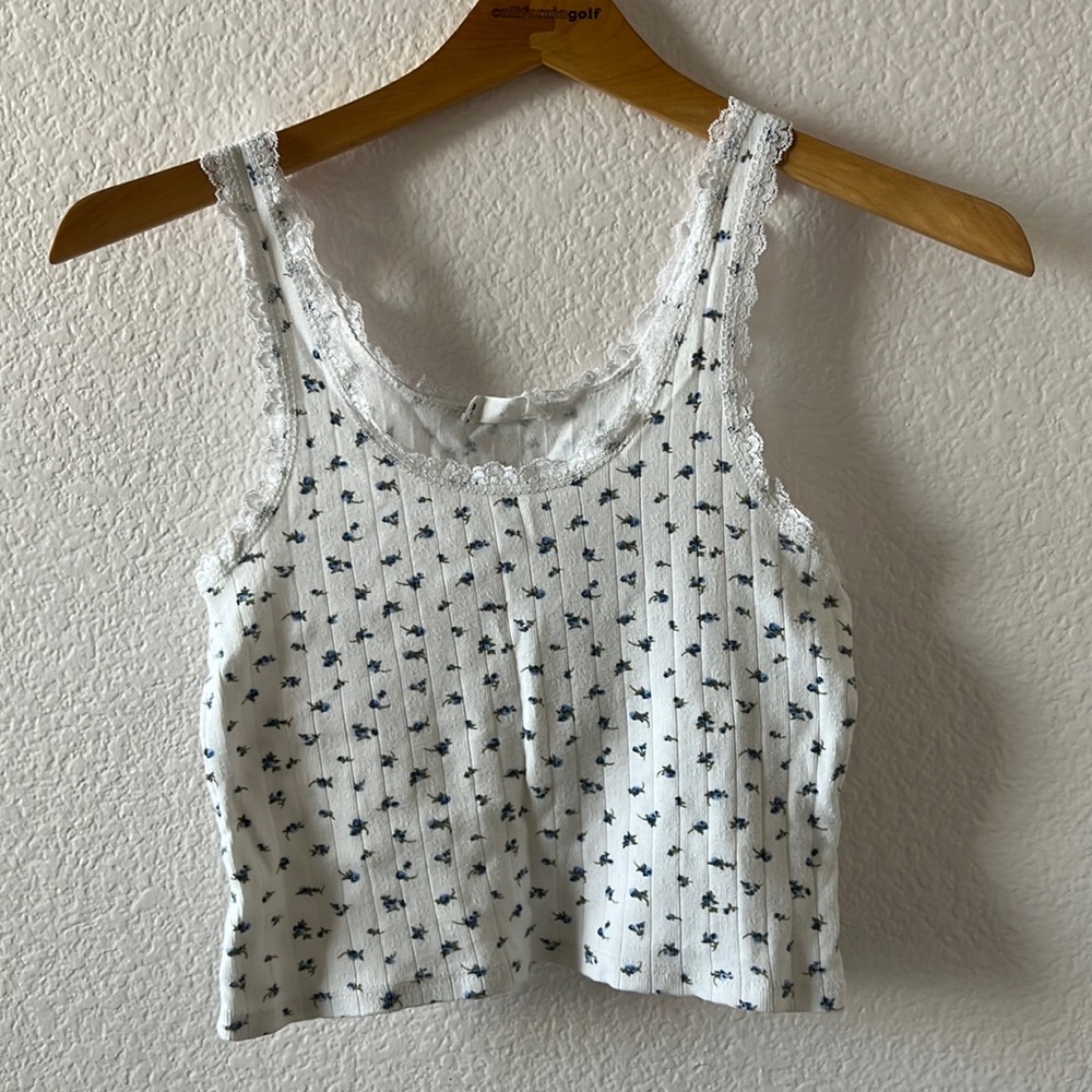 CROQUETTE TANK🍰🤍